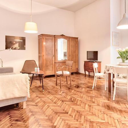 Tyzenhauz Apartments Economy Красков Екстериор снимка