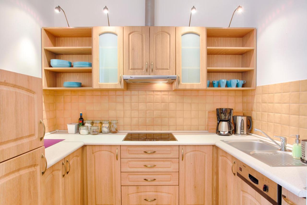Tyzenhauz Apartments Economy Красков Екстериор снимка