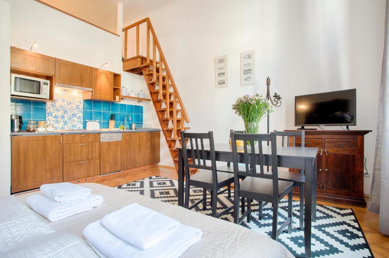 Tyzenhauz Apartments Economy Красков Екстериор снимка