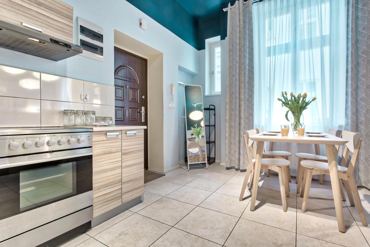Tyzenhauz Apartments Economy Красков Екстериор снимка