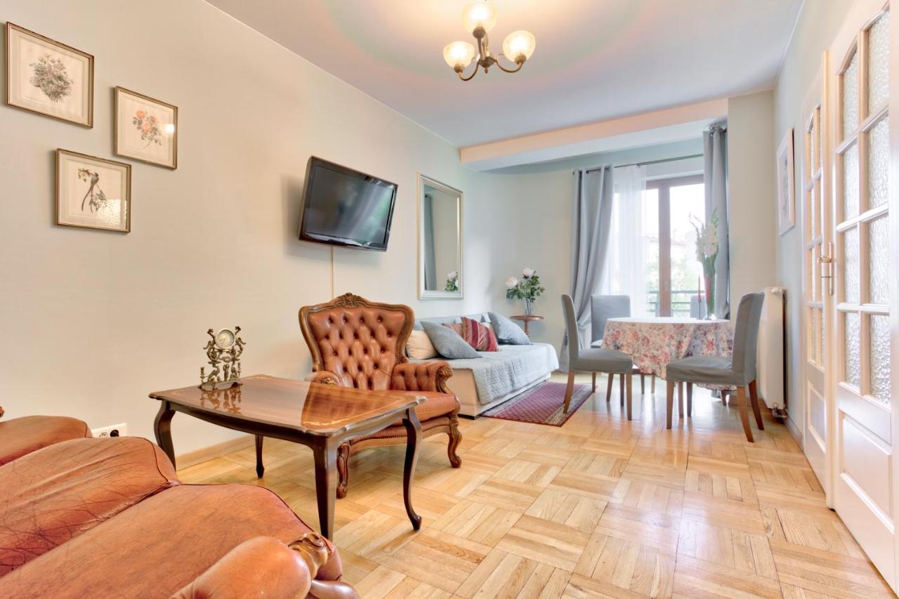 Tyzenhauz Apartments Economy Красков Екстериор снимка