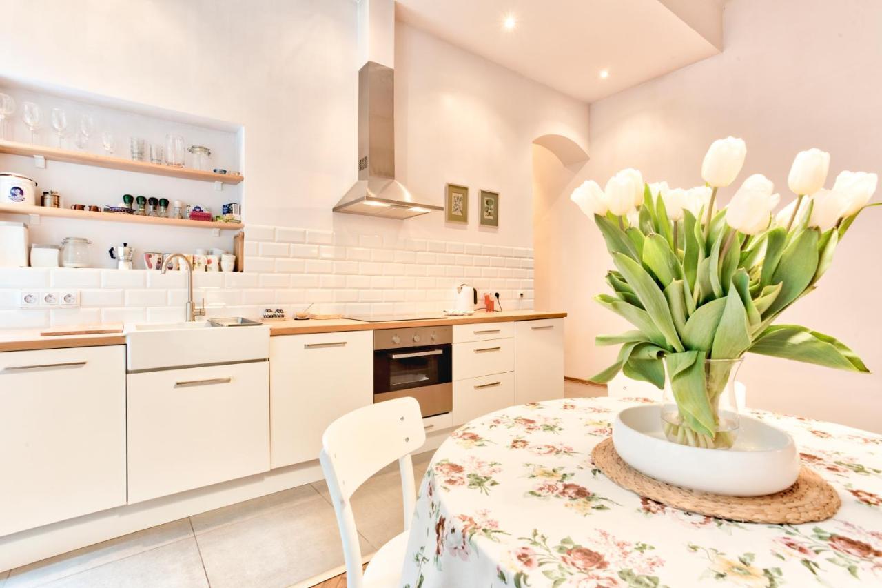 Tyzenhauz Apartments Economy Красков Екстериор снимка