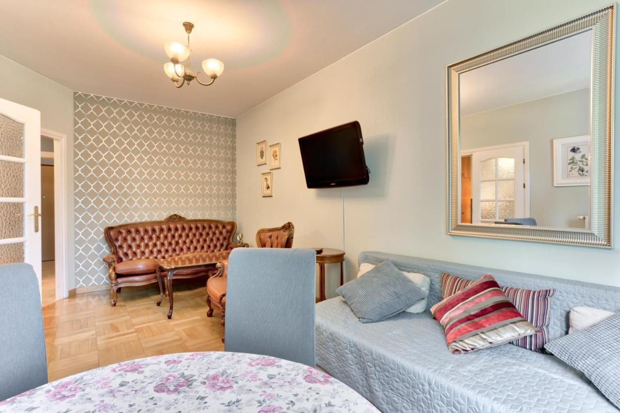 Tyzenhauz Apartments Economy Красков Екстериор снимка