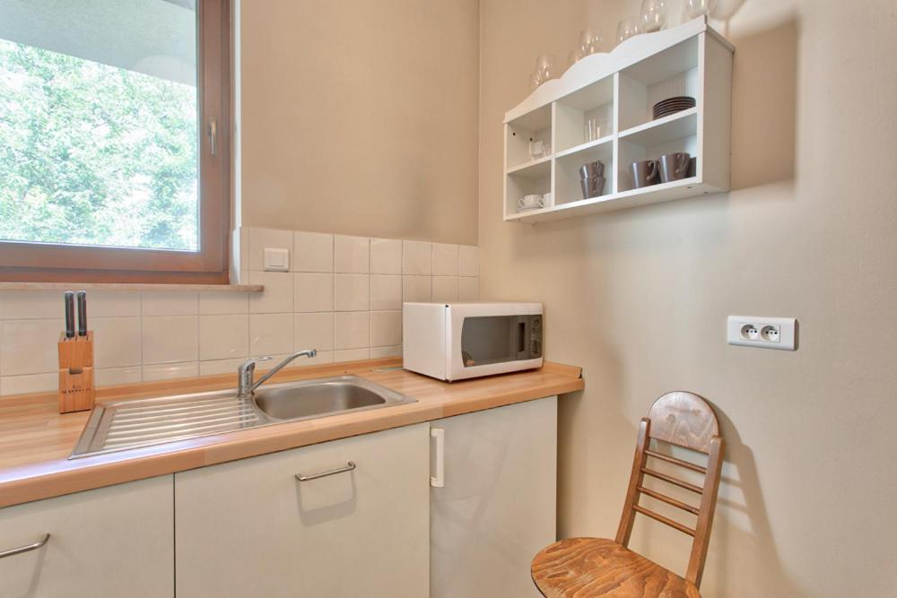 Tyzenhauz Apartments Economy Красков Екстериор снимка