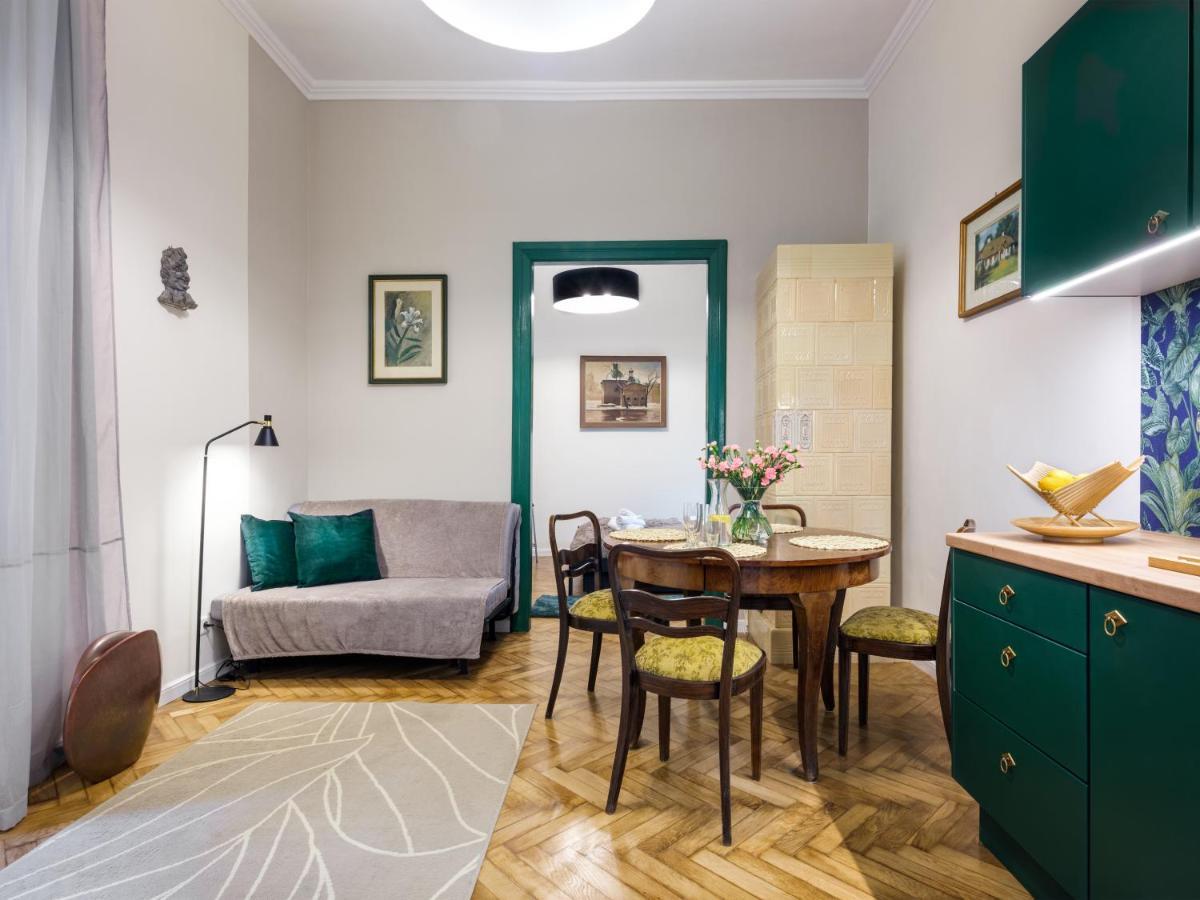 Tyzenhauz Apartments Economy Красков Екстериор снимка